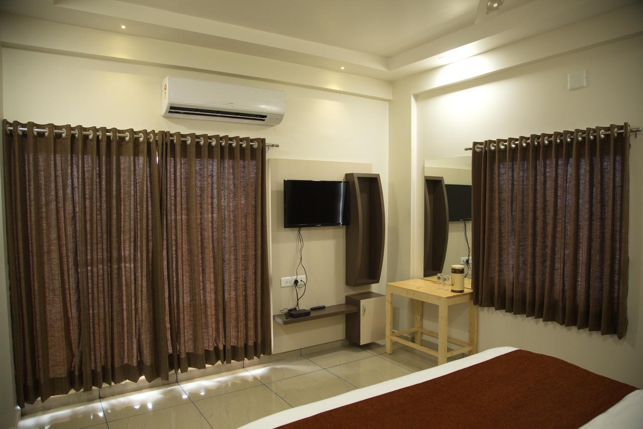 The Gir Harmony Hotel Sasan Gir Exterior photo