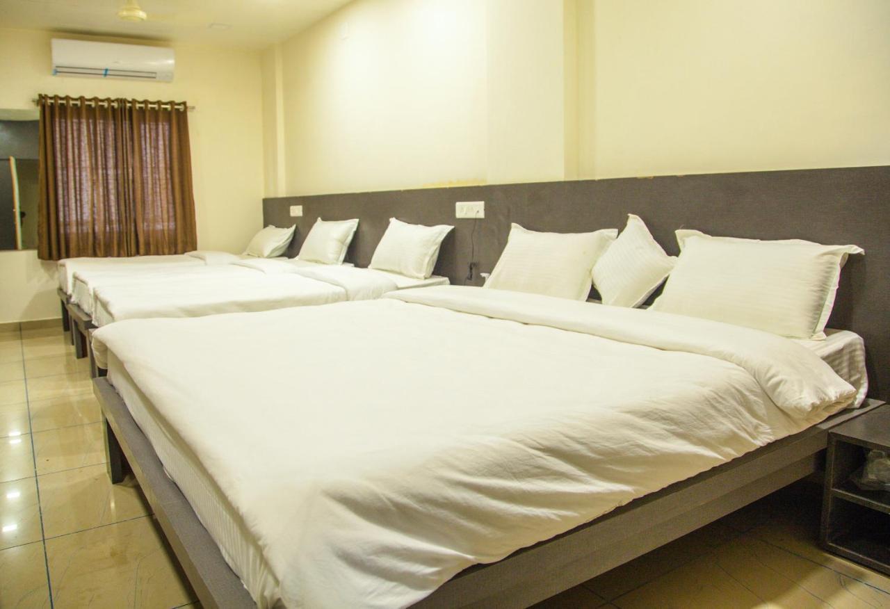 The Gir Harmony Hotel Sasan Gir Room photo